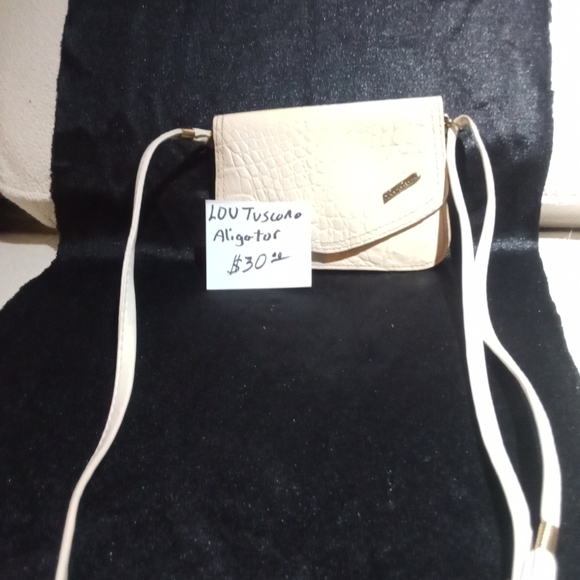 Purses and bags - Picture 10 of 13